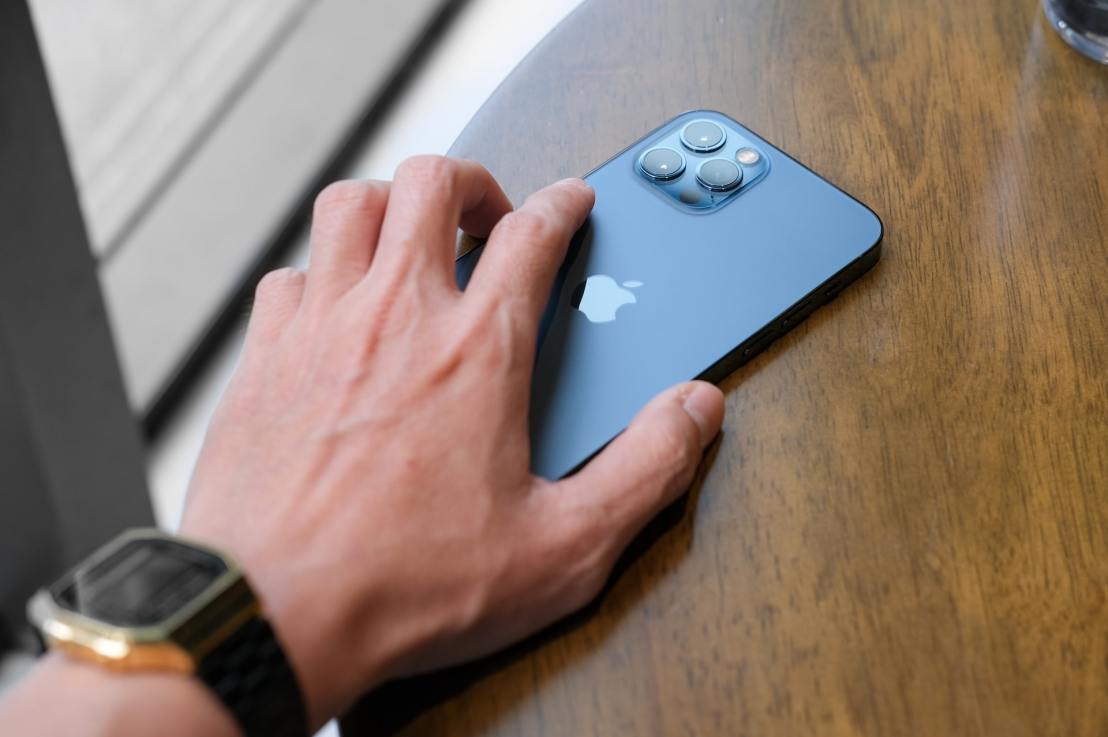 Wymiana baterii w telefonie&nbsp;iPhone